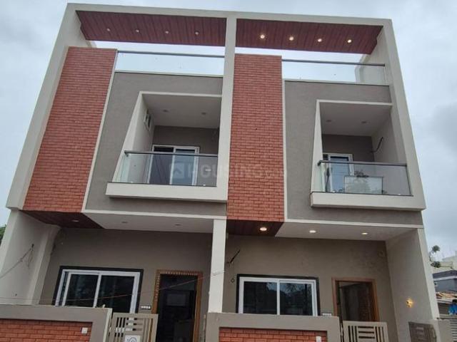House for sale in Madya