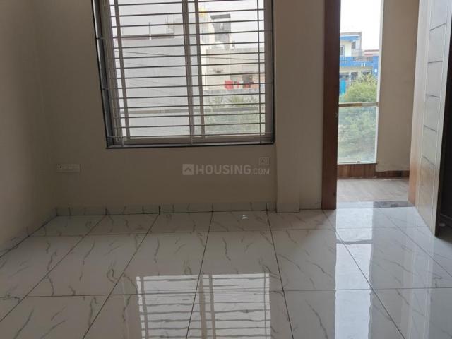 House for sale in Madya
