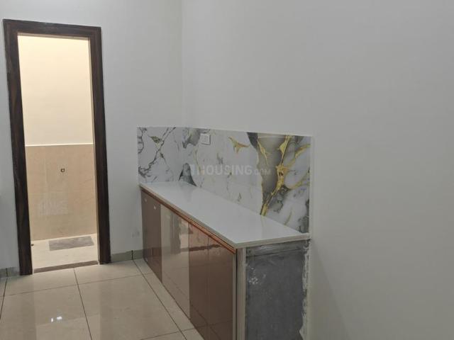 House for sale in Madya