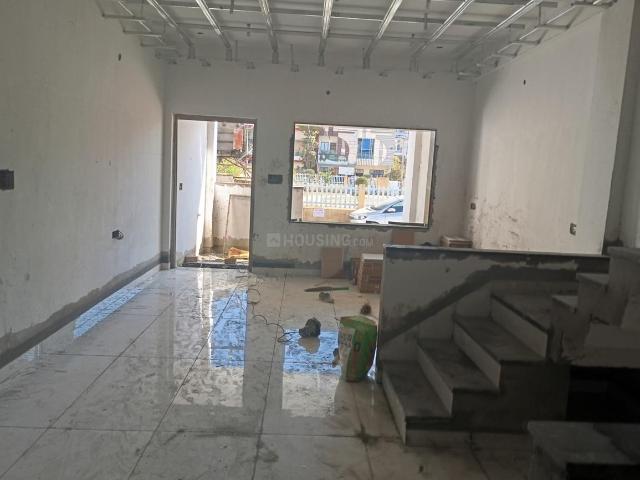 House for sale in Madya