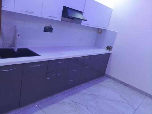 House for sale in Madya