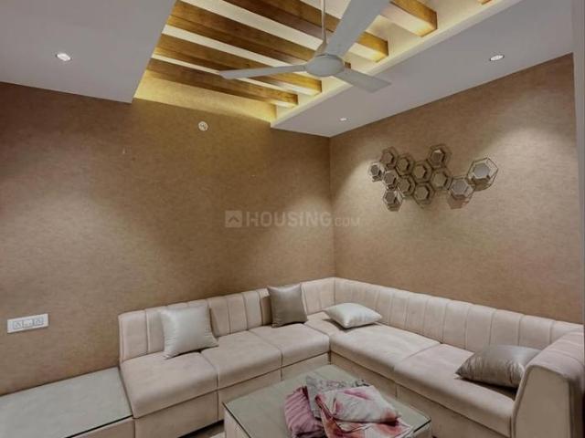 House for rent in Madya