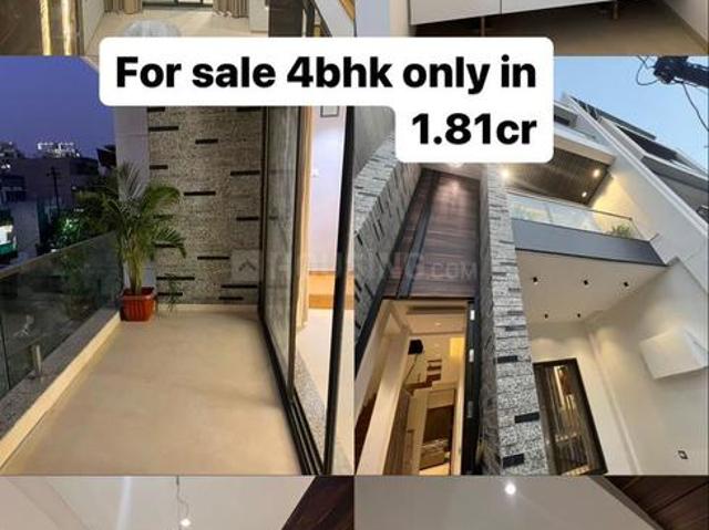 House for sale in Madya