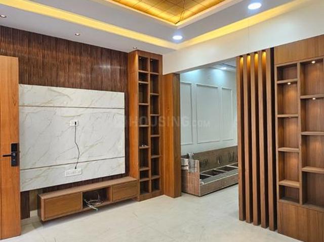 House for sale in Madya