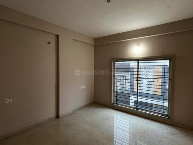 House for sale in Madya