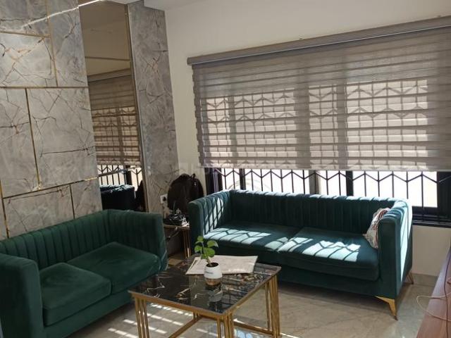 House for sale in Madya
