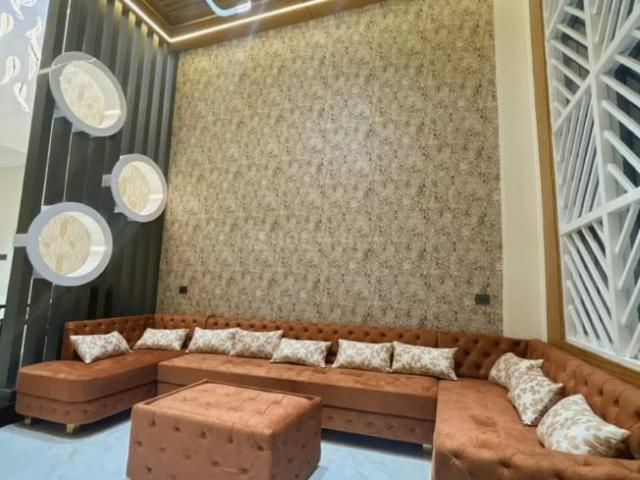 House for sale in Madya
