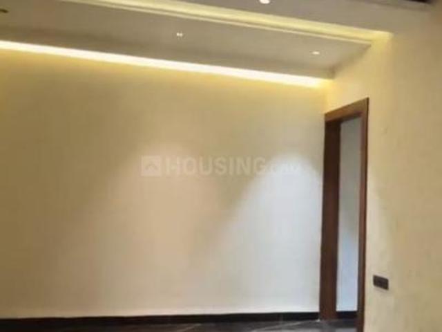 House for sale in Madya