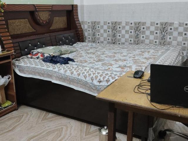 House for sale in South West Delhi, Deri