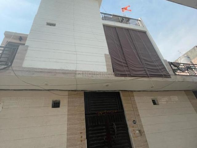 House for sale in Hariana