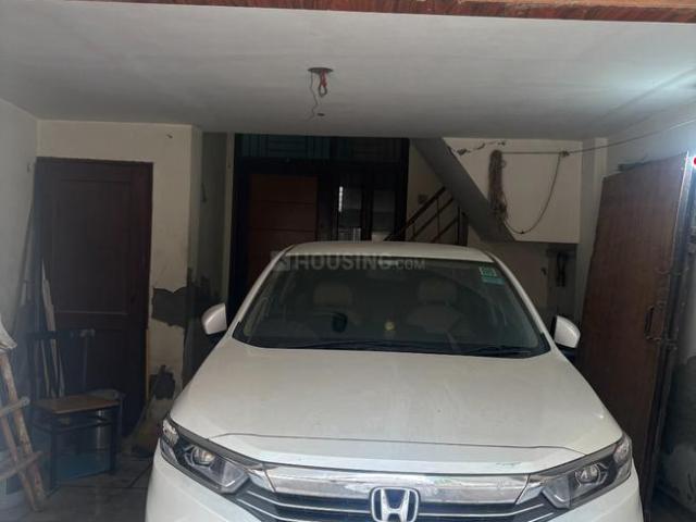 House for sale in West Delhi, Deri