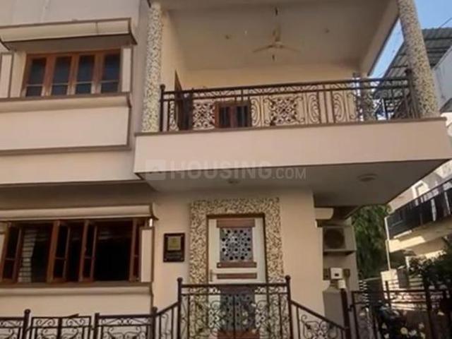 House for sale in Ahmedabad, Navrangpura