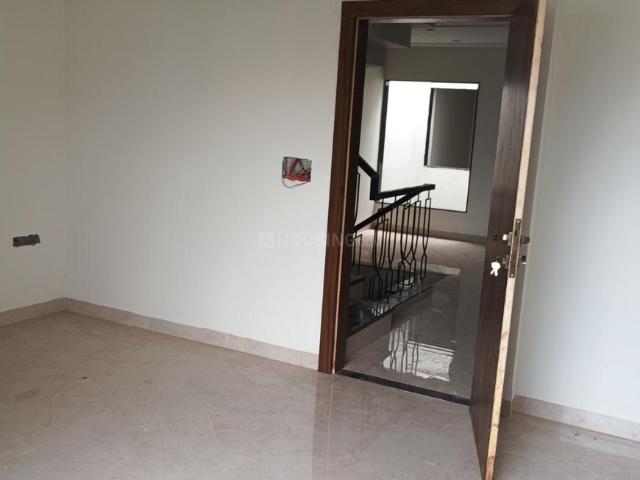 House for sale in Madya