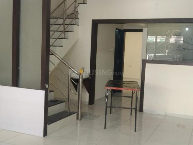 House for rent in Madya