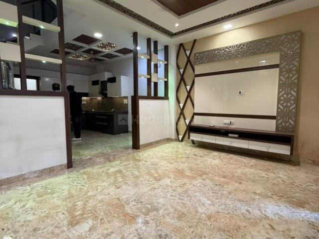 House for rent in Madya