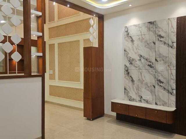 House for sale in Madya
