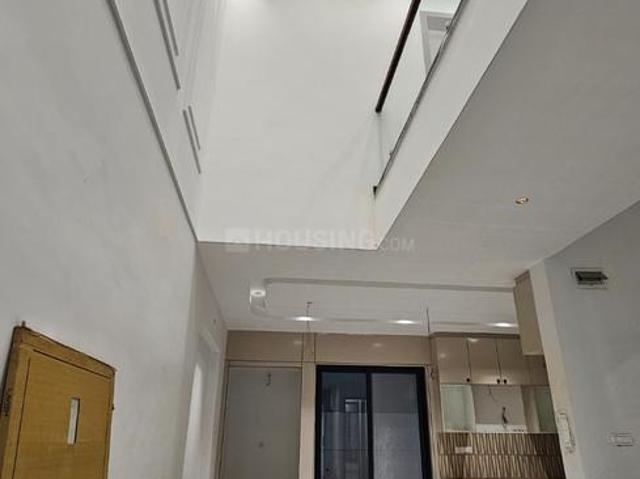 House for sale in Madya