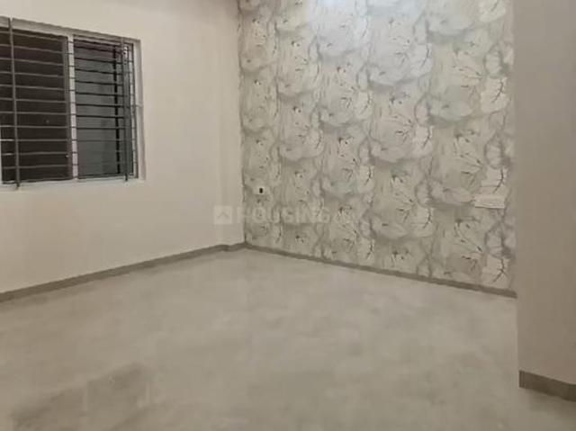 House for sale in Madya