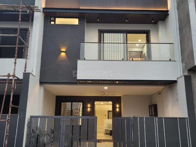 House for sale in Madya