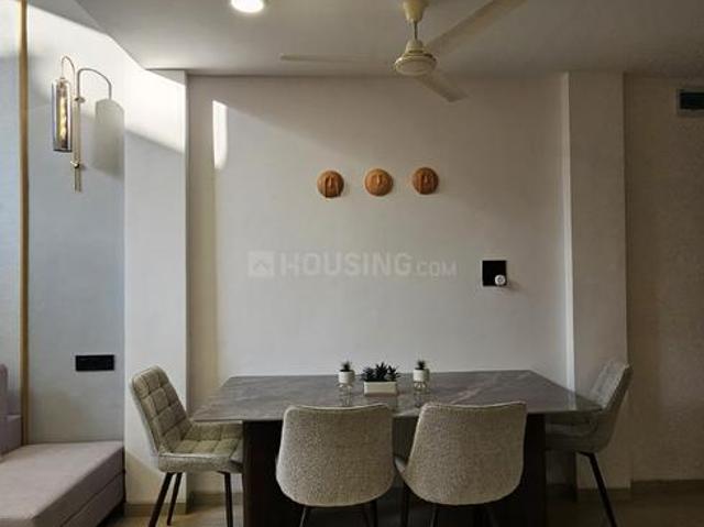 House for sale in Madya