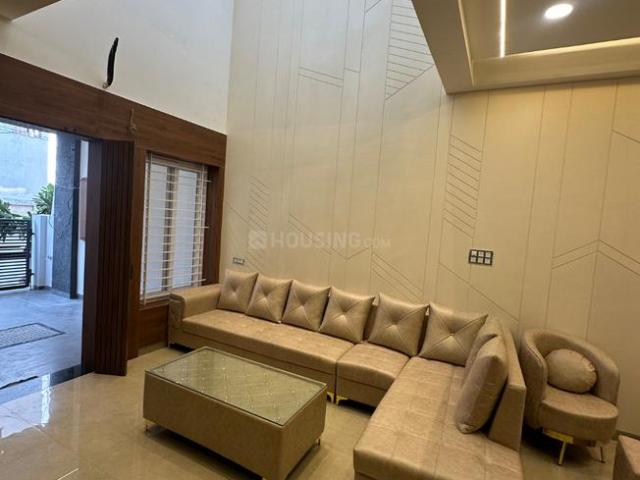 House for sale in Madya