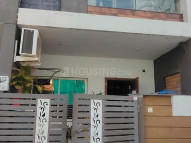House for sale in Madya