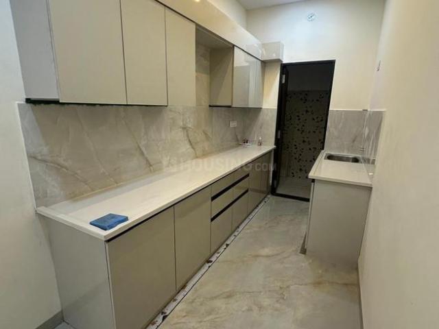House for sale in Madya