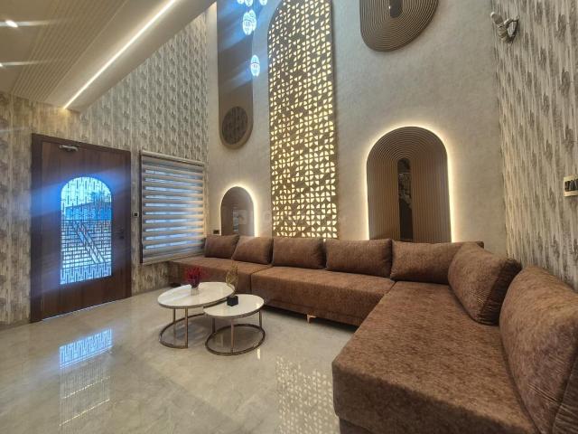 House for sale in Madya