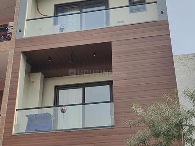 House for sale in Hariana