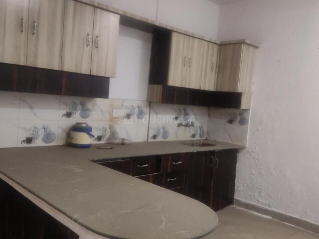 House for sale in Madya