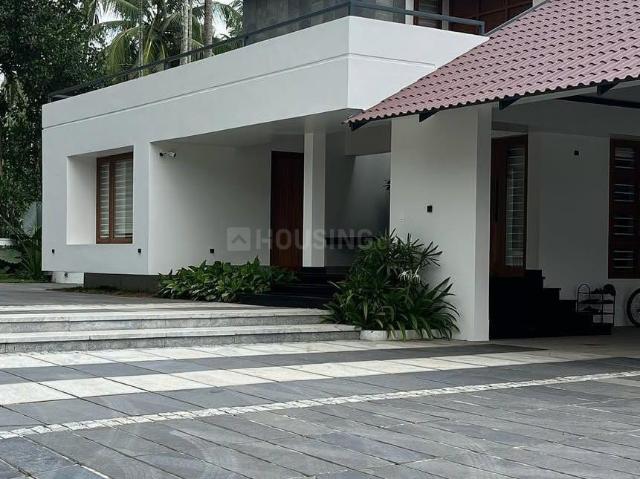 House for sale in Thrissur, Kerala