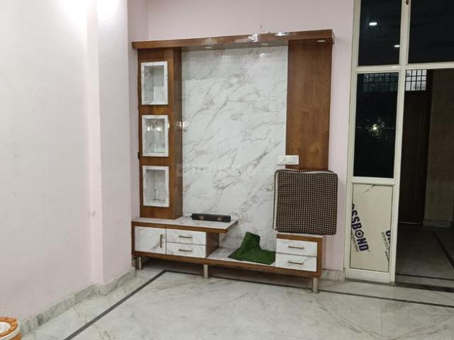 House for rent in North Delhi, Deri
