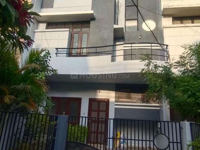 House for rent in Madya