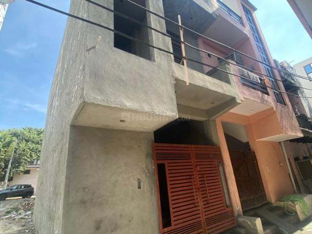 House for sale in Hariana