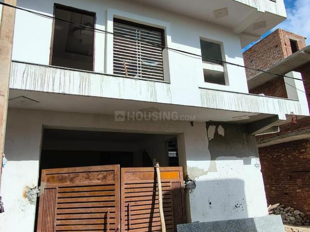 House for sale in Hariana