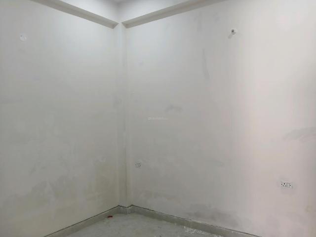 House for sale in Hariana