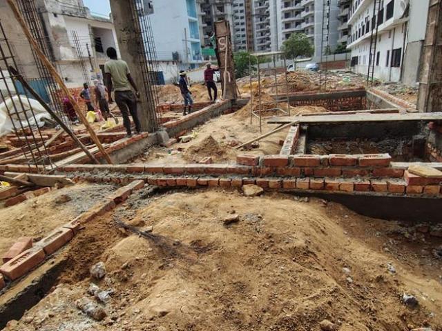 House for sale in Hariana