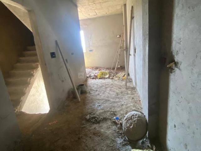 House for sale in Hariana