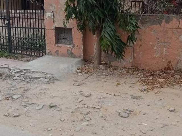 House for sale in Hariana