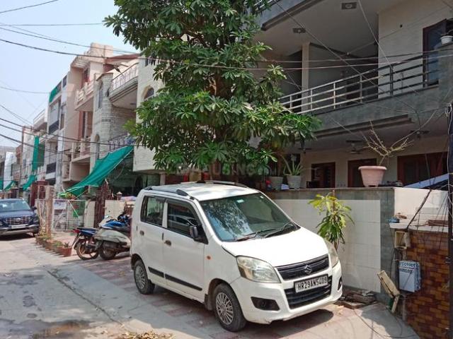 House for sale in Hariana