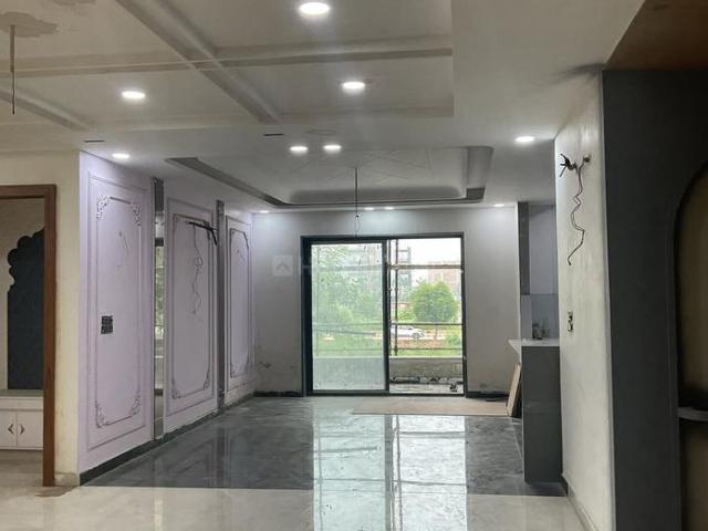 House for sale in Hariana
