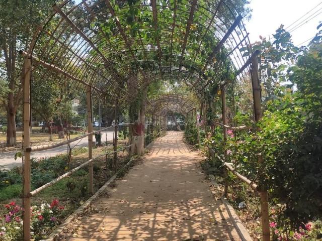 House for sale in Hariana