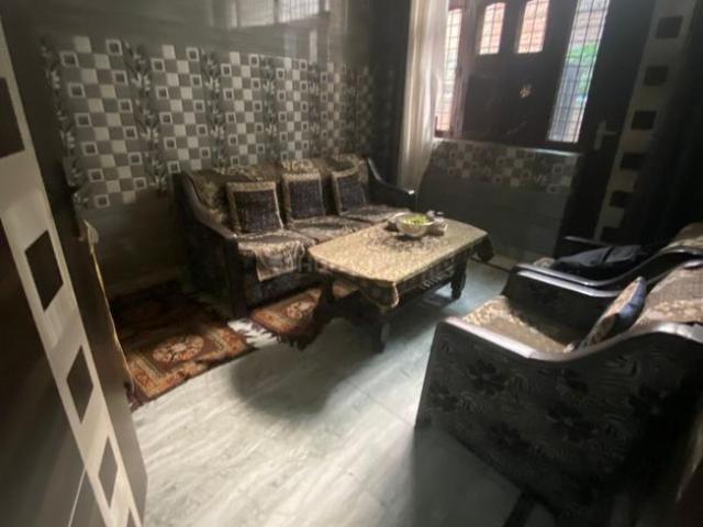 House for sale in Hariana