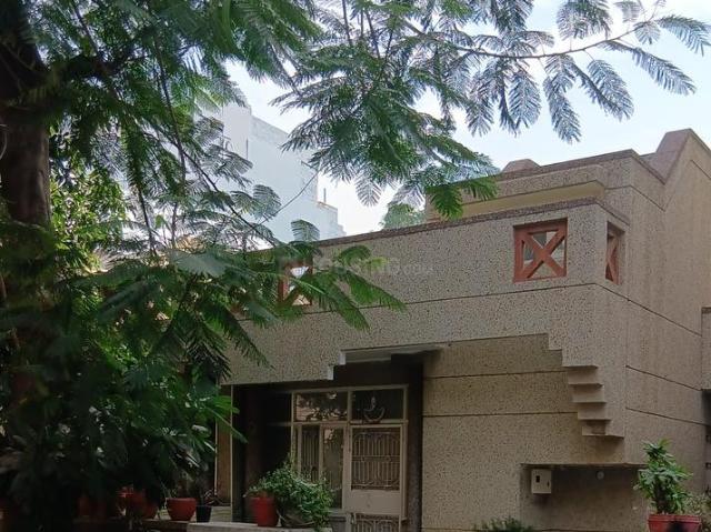 House for sale in Hariana