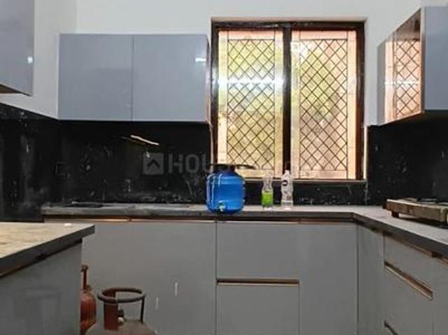 House for sale in Hariana