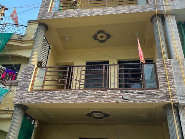 House for sale in Hariana