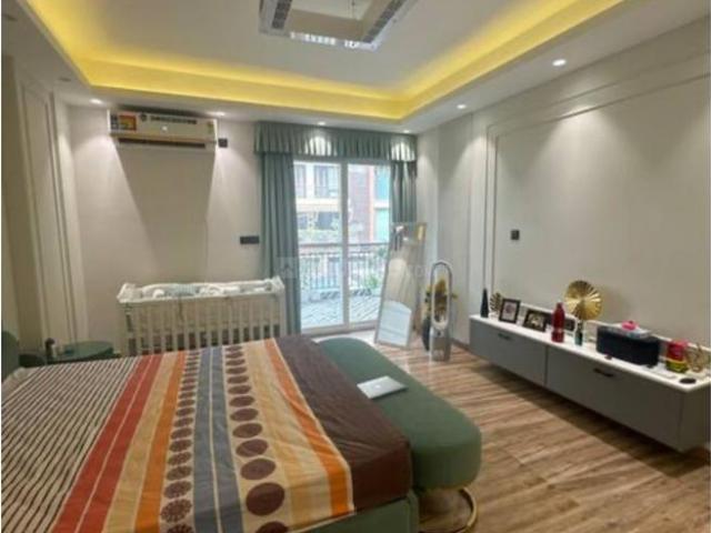 House for sale in Hariana