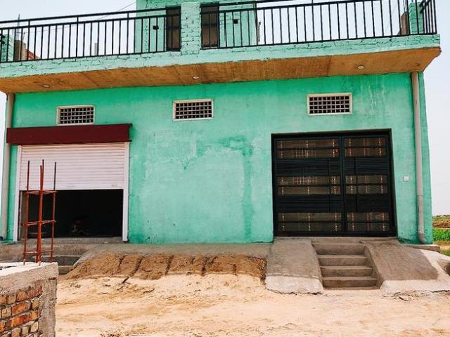 House for sale in Hariana
