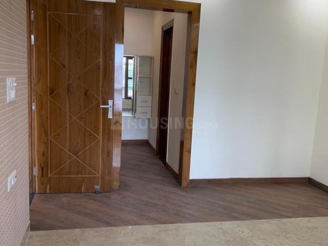 House for sale in Hariana