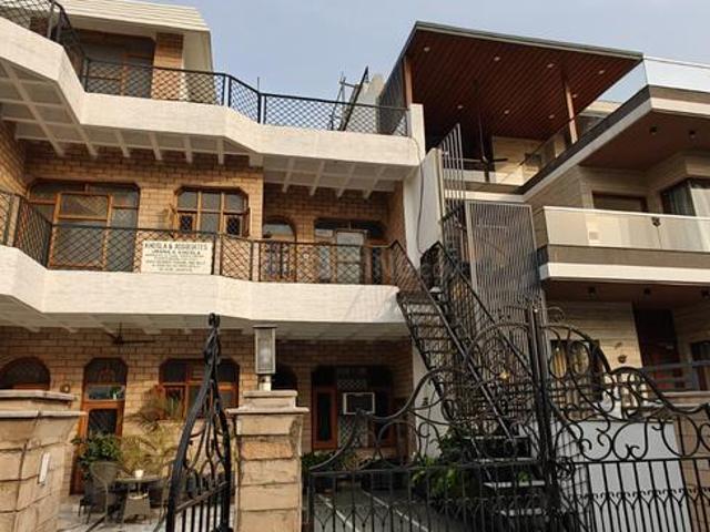 House for rent in Hariana
